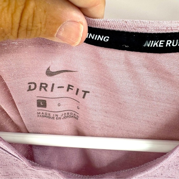 Nike Dri Fit Lightweight Running / Athletic Shirt - Picture 4 of 7